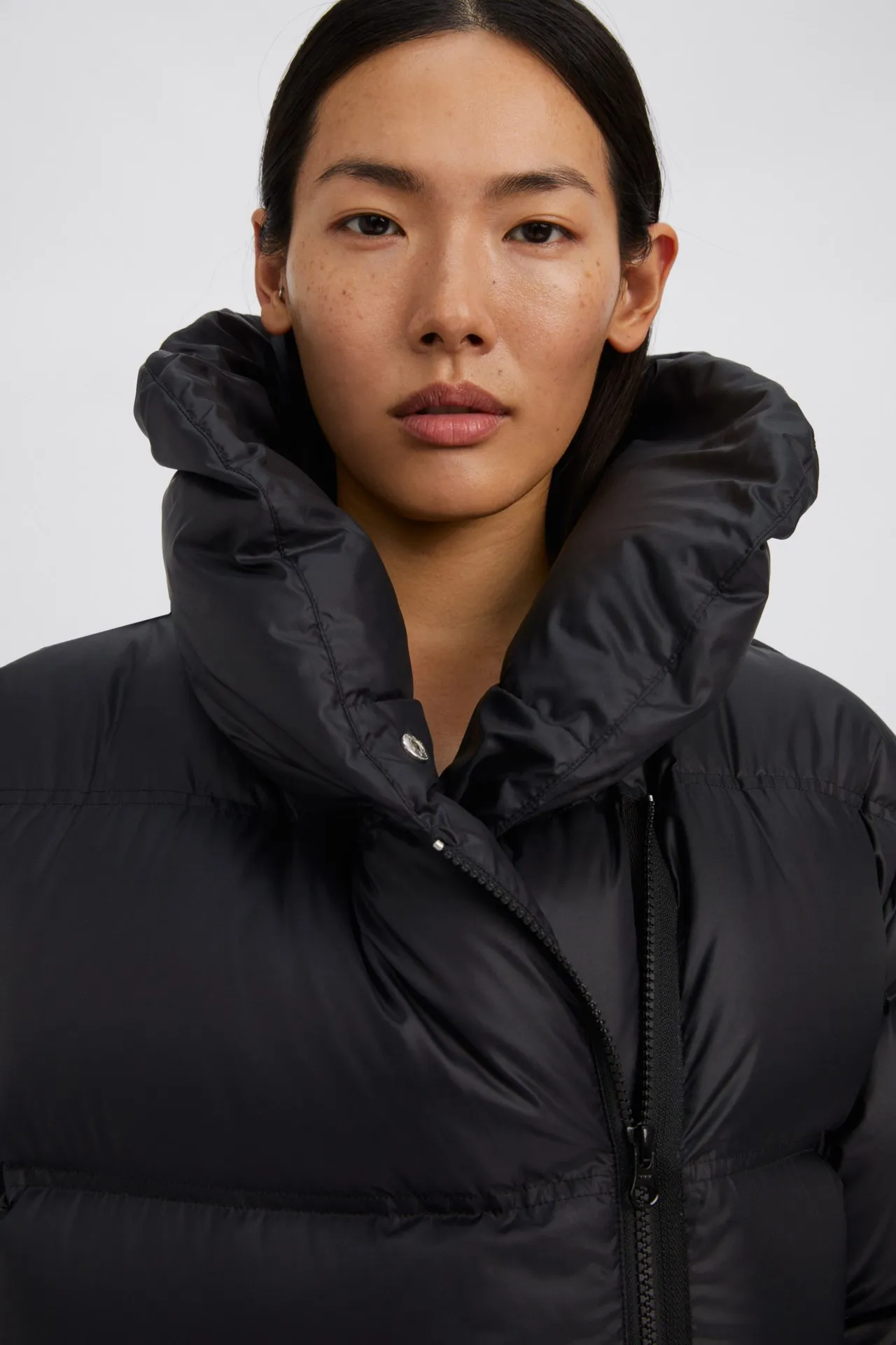 2024 Chinese clothing supplier plus size women bubble coats custom goose down padded puffer parka jackets