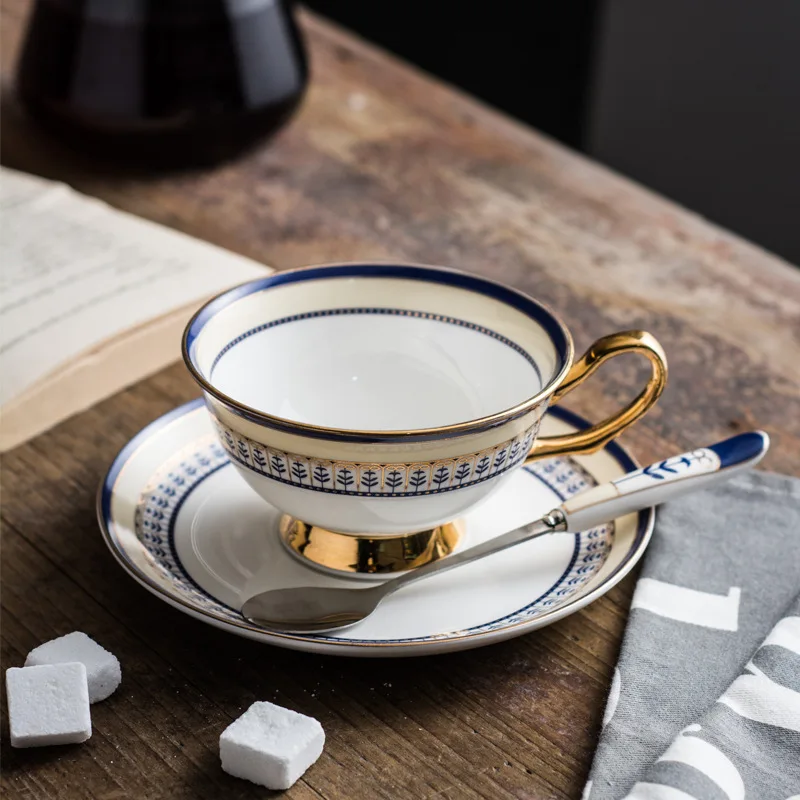 
Luxury Coffee Cup Saucer Bone China European Moroccan Style Ceramic High-end Afternoon Tea Cup Mug Set with Gold Rim 