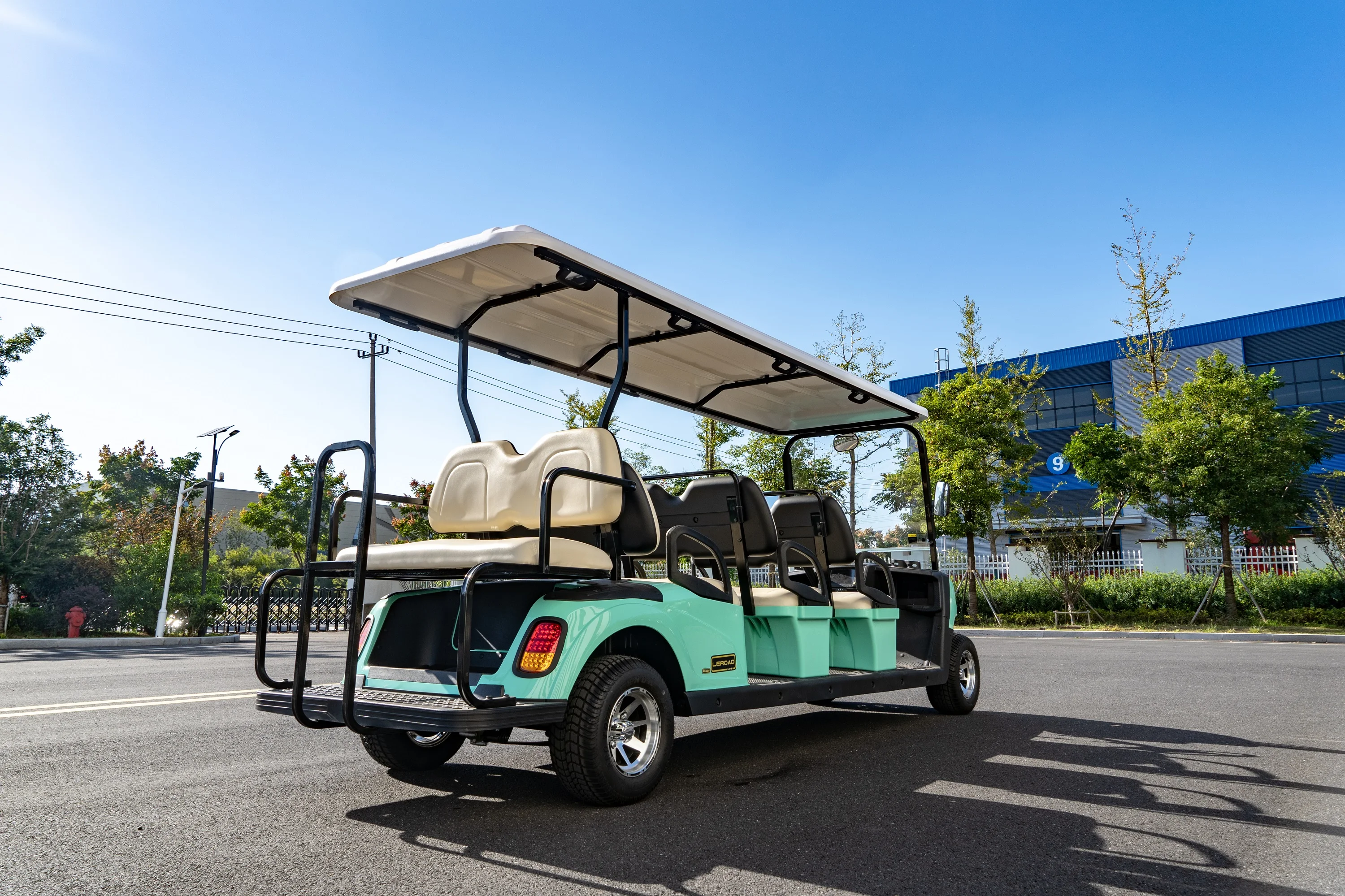LEROAD LATEST L6+2 Bright Green Golf Cart Hot Selling Well Performance 8 Seats Electric Golf Car