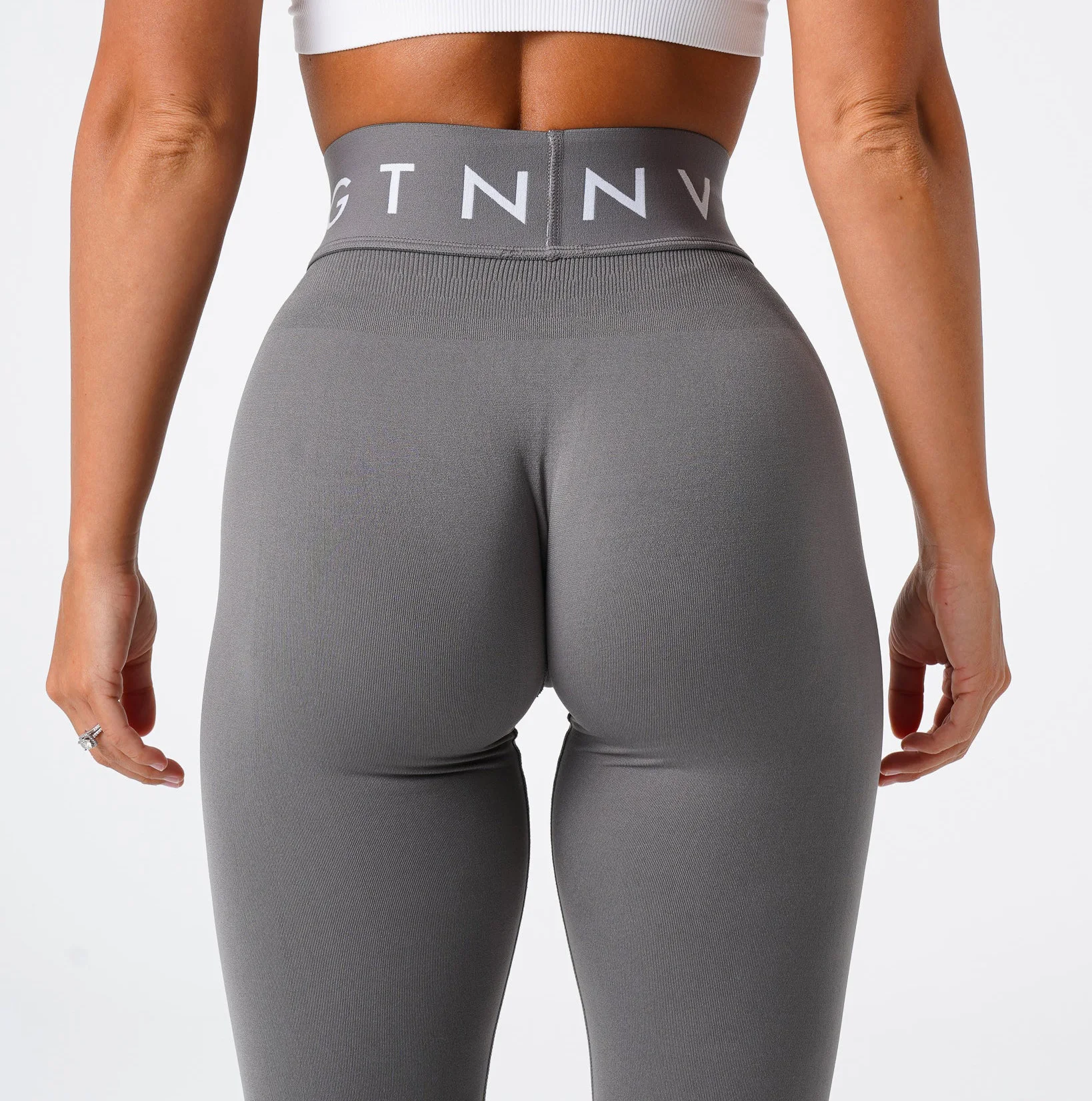 Yoga Apparel Gym Soft leggings for women NVGTN Supplier Olive Sport Seamless Leggings