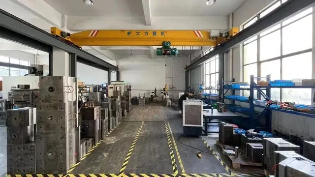 Hot Selling New 3D Designed Custom Making Precision Plastic Injection Mold Machine Plastic Accessories