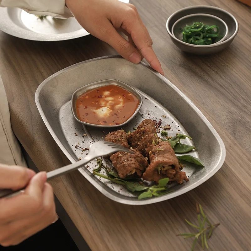 Retro Style SUS304 Oval Shape Restaurant Camping Snacks Stainless Steel Metal Food Plate