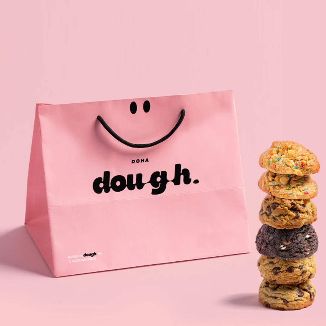 Custom food grade biodegradable pink color takeout delivery box cookie mochi food packaging donuts boxes