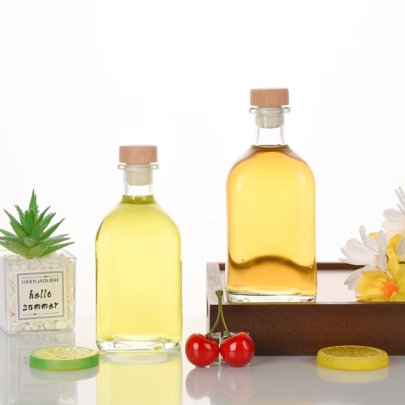 Ru Star Hot Selling Juice Drink New Style 250ml 300ml 700ml Drinking Juice Tea Empty Glass Bottle With Cork