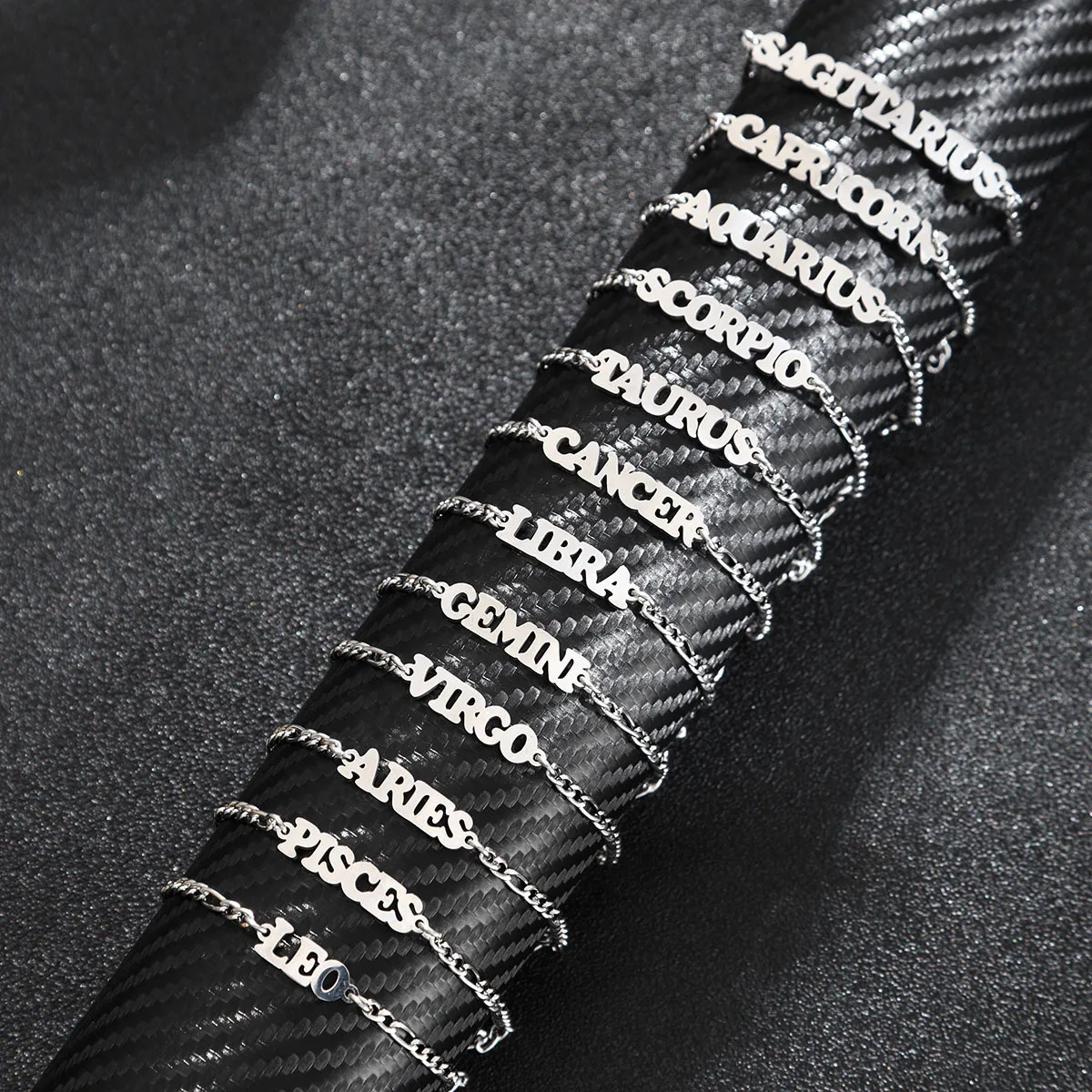 Hot Sale Stainless Steel 18K Gold Plated Zodiac Sign Bracelet Nk Chain Twelve Zodiac Bracelet English Letter Pendant Bracelet