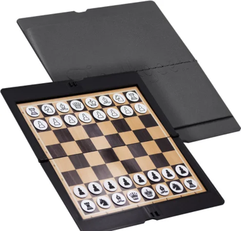 180*200mm mini pocket  adult and child chessboard Foldable chess set plastic magnets Chess board