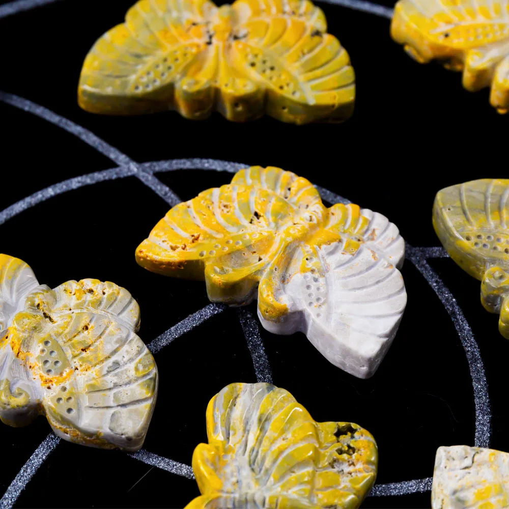 Wholesale natural high quality folk crafts crystals healing stones bumblebees jasper butterfly for home decoration