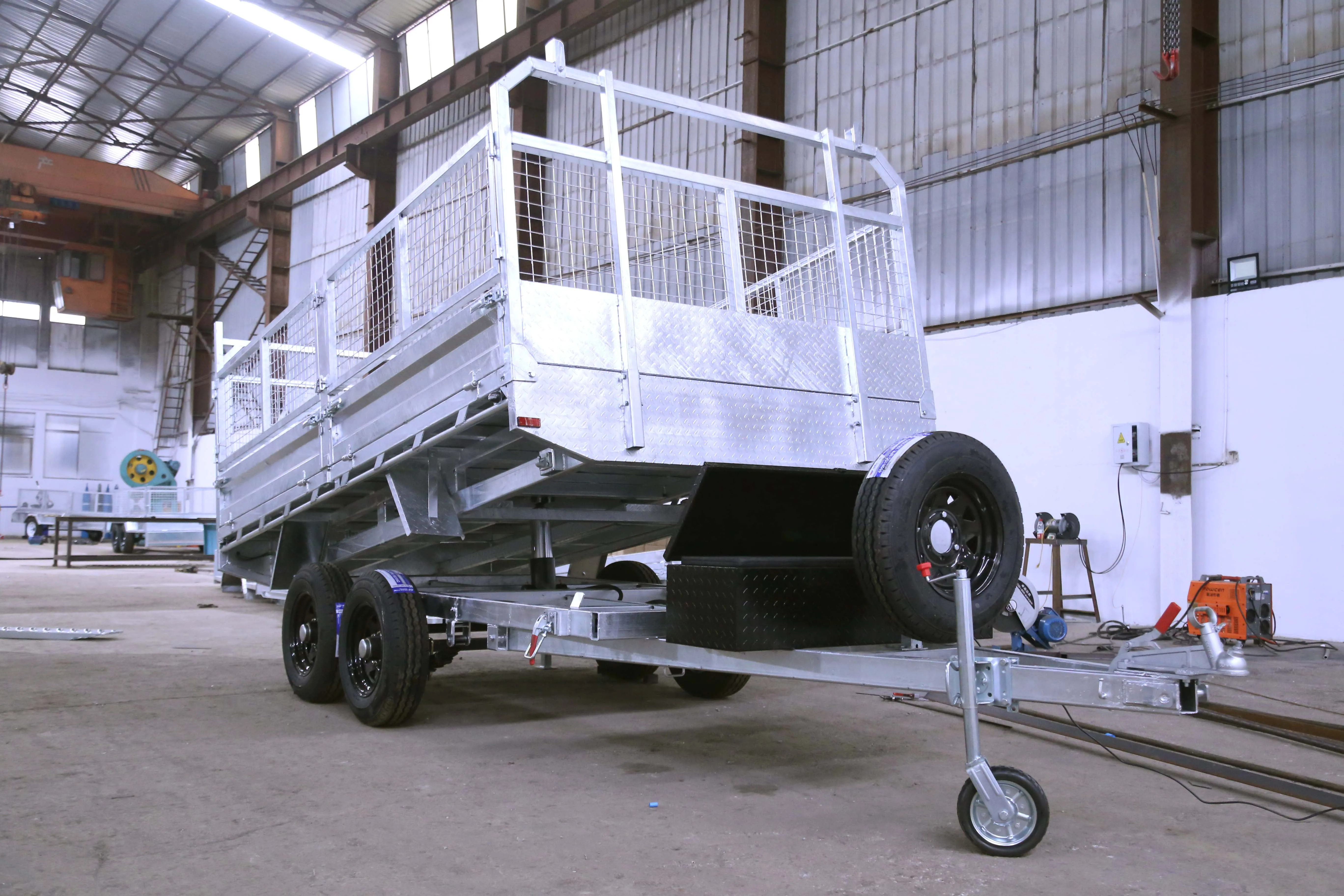 3500kg Rated Electric Brake Hot Dip Galvanized Tiny House Trailer Frame Size 5800mmx2400mm