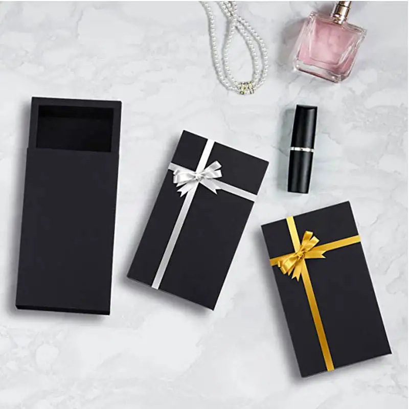 Хорошо продуманная упаковочная коробка для обуви из гофрированной бумаги кроссовок с оригинальным и новым