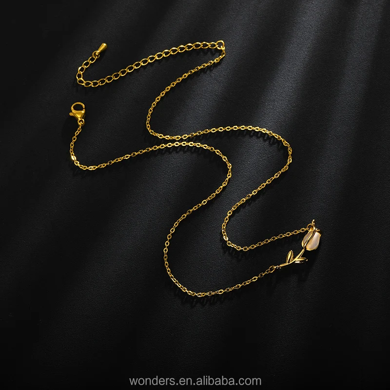 2022 New Tulip Birthday Lily Flower May Necklace Hawaiian Necklace Flower Pendant Gold Plated For Women Colar