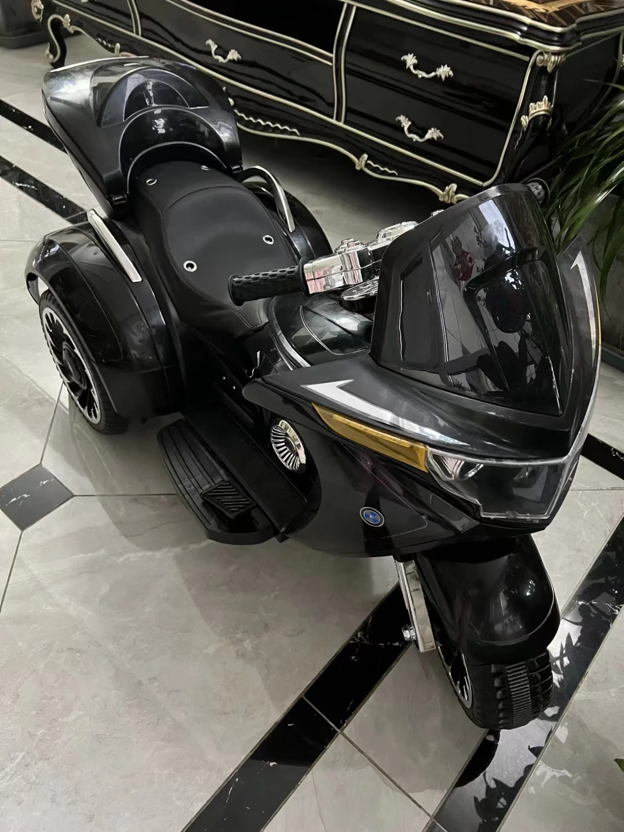 Multi-color kids electric motorcycle baby gift three-wheeled motorcycle for boys and girls