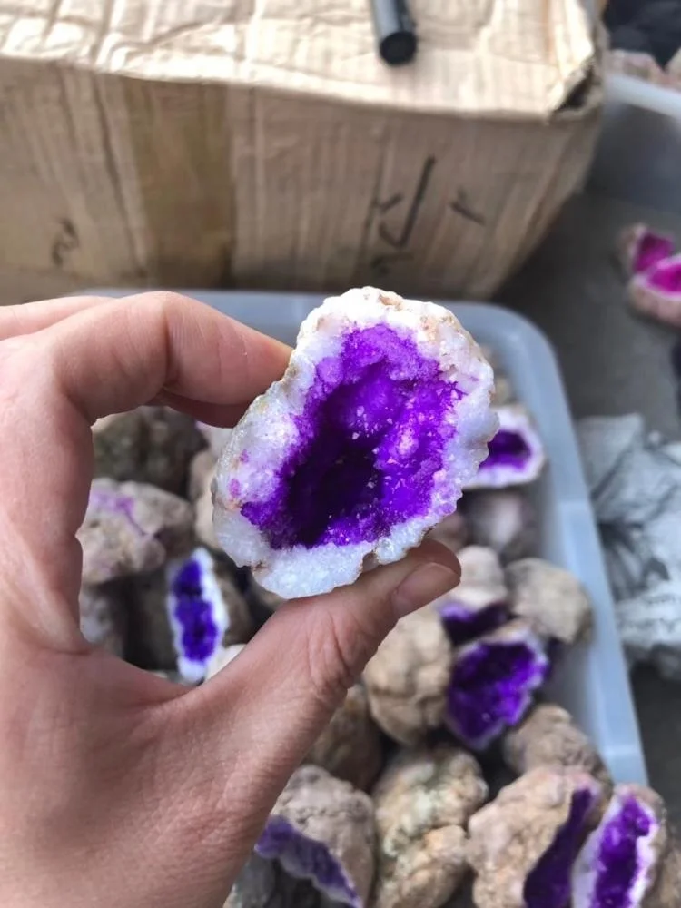Natural Clear White Crystal Quartz Geode Dyed Small Geode Purple Aura Agate Geode