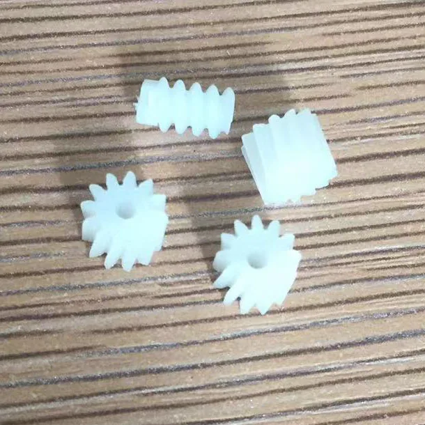OEM ODM China Manufacturer Custom made high precision spur gear helical gear&worm made in POM/NYLON