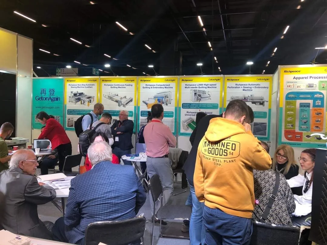 Richpeace Automatic Precision Pattern Sewing Machine for  Large Size  Light or Thick or Leather or Duty Material