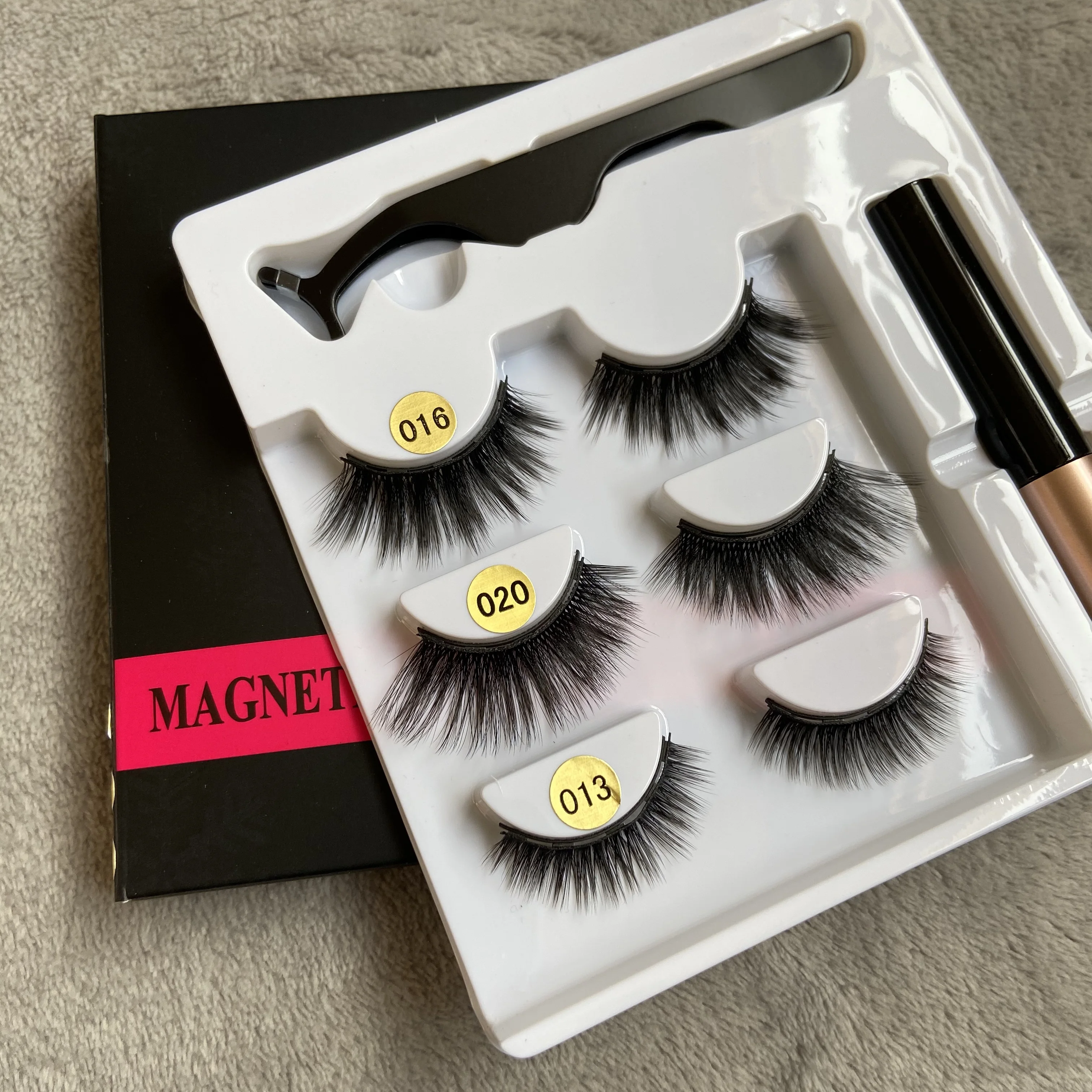 
2021 New Product Trending Gold Lash magnetic Eyelash Adhesive Eyeliner Pen 