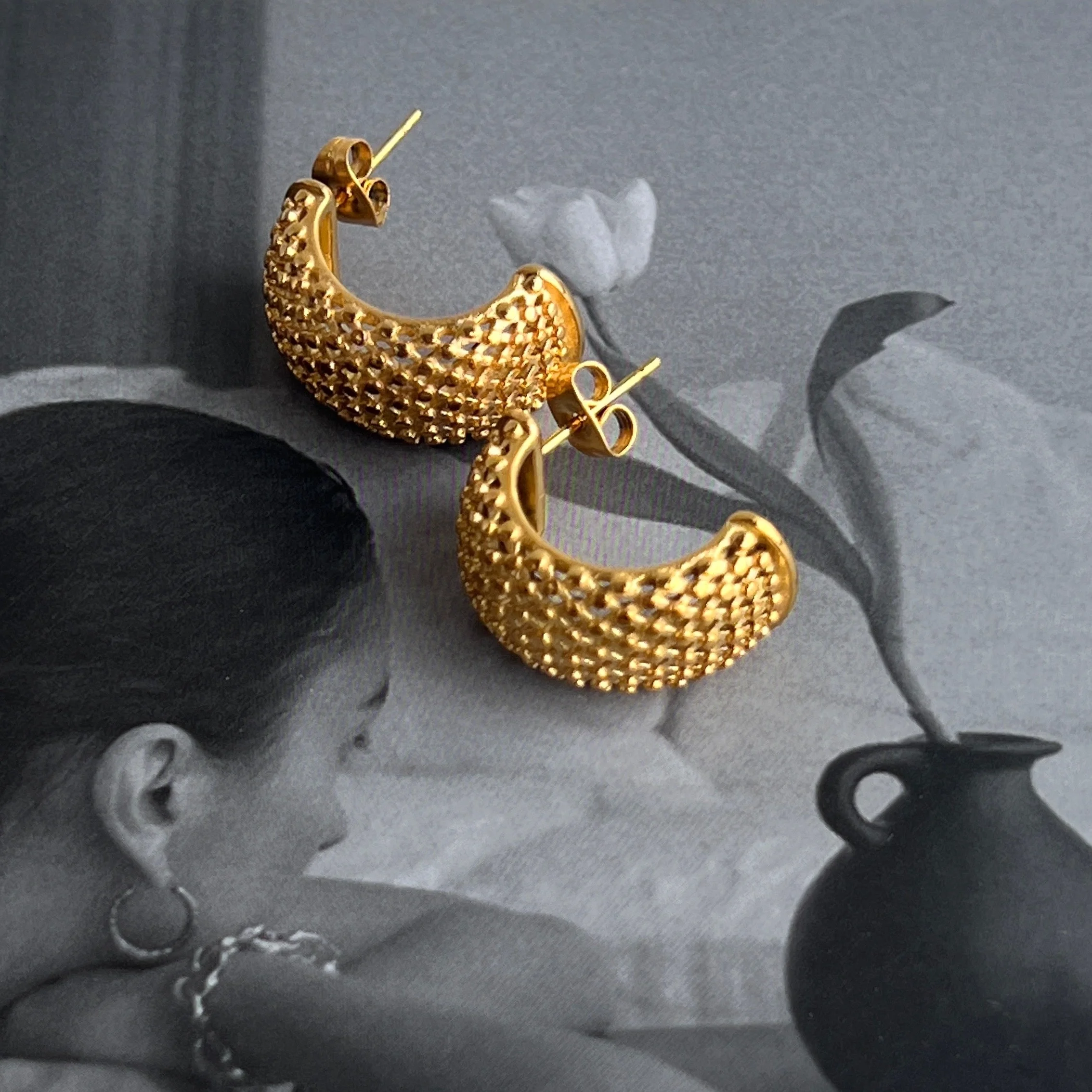 2024 Dazan New HOT 18k Gold Plated Stainless Steel Hypoallergenic Openwork Design Tarnish Free Earrings For Women Party