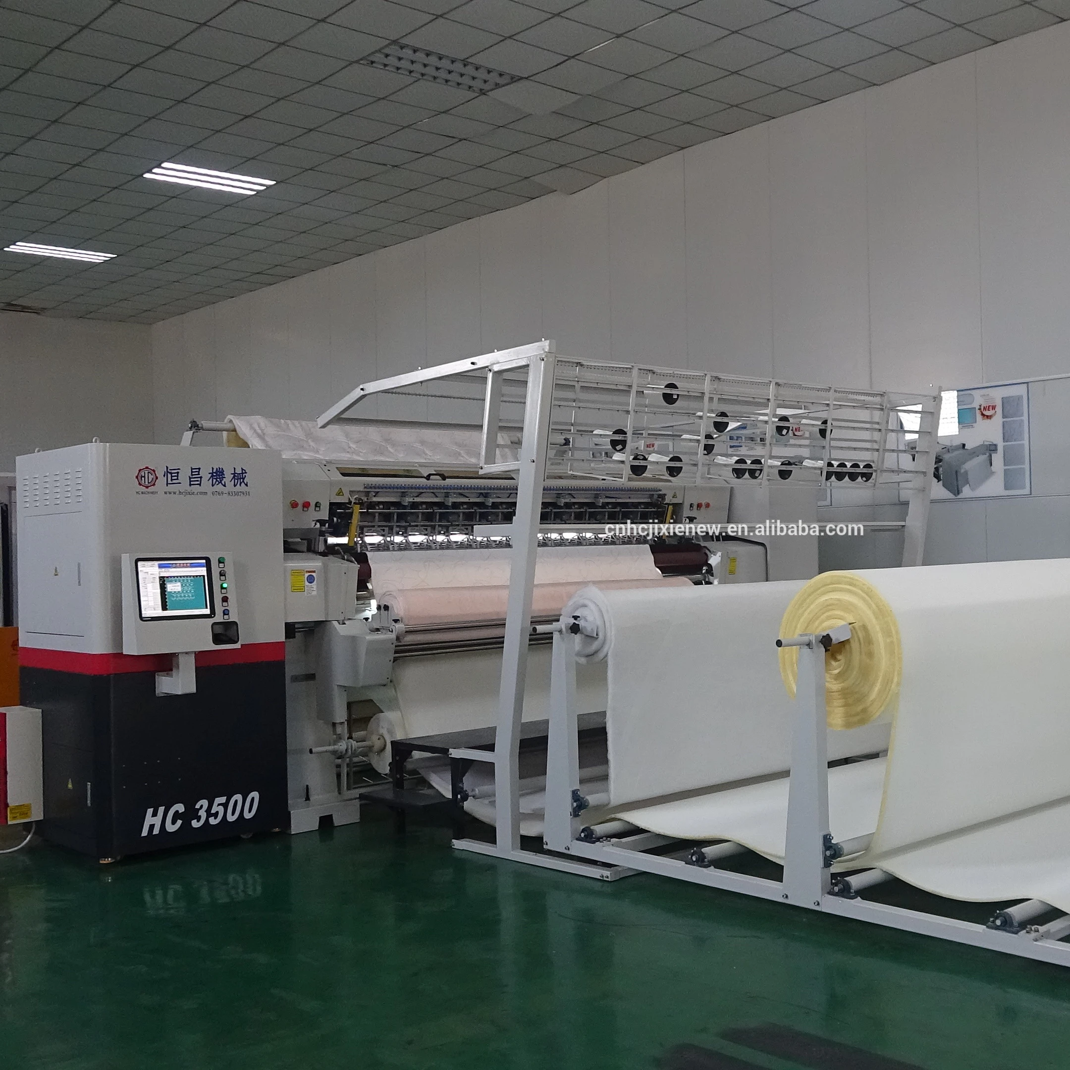 Quilting Sewing Equipment Computer Multi-Needle Quilting Machine with Full Functions