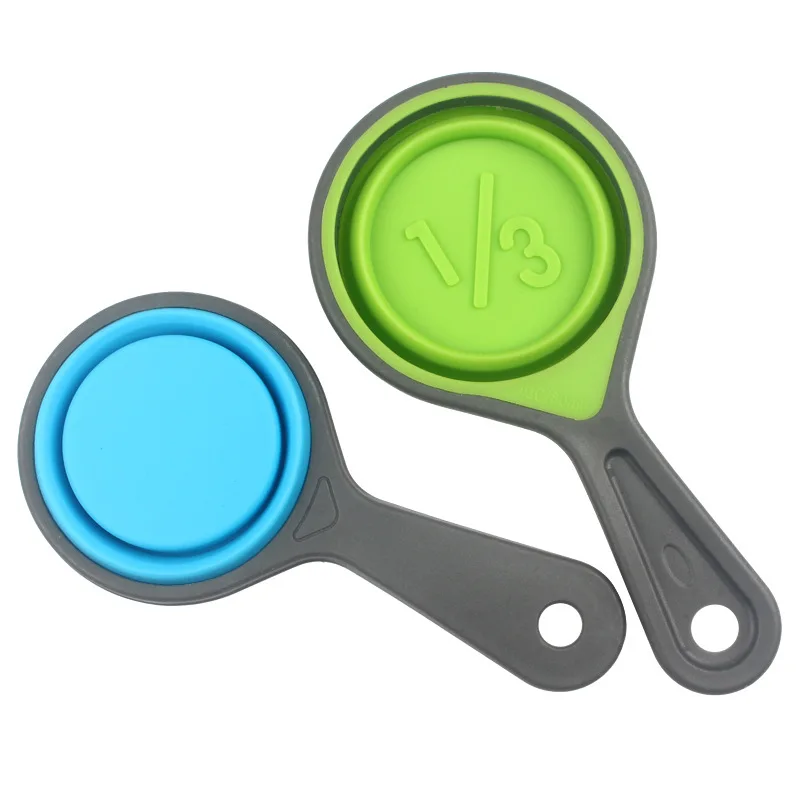 Kitchen Accessories 4 Piece Set Collapsible Silicone Measuring Cups Set With Plastic Handle Baking Tools
