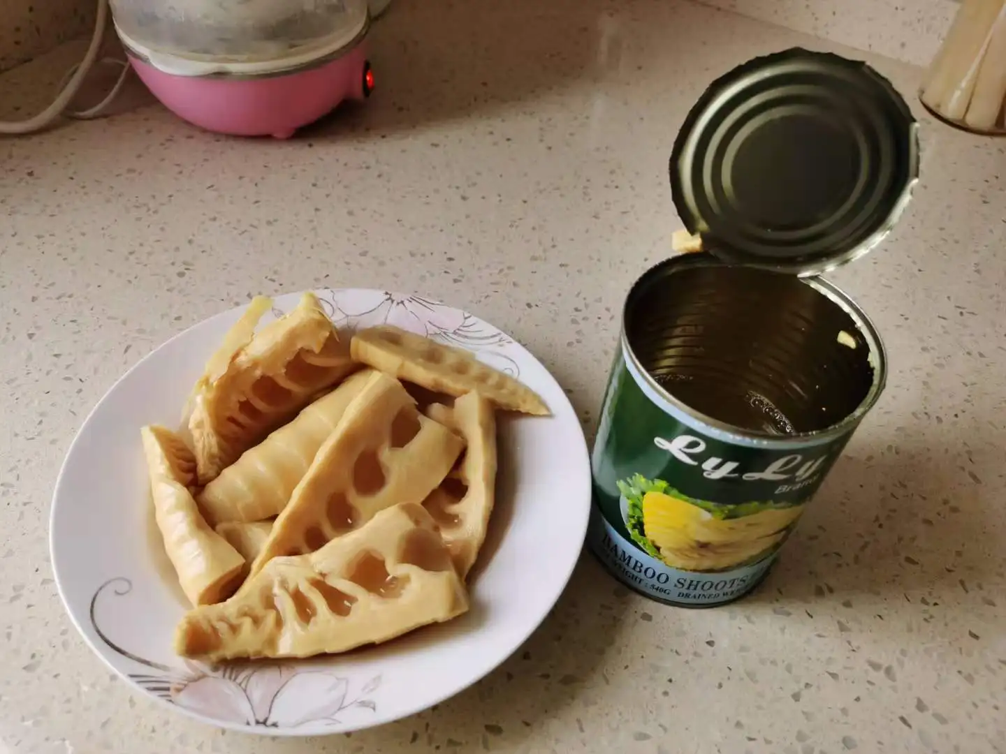 2022 newest corp Canned Bamboo Shoots Whole /Sliced/ stip/ /halved 2950g for Catering and Hotel Food Service