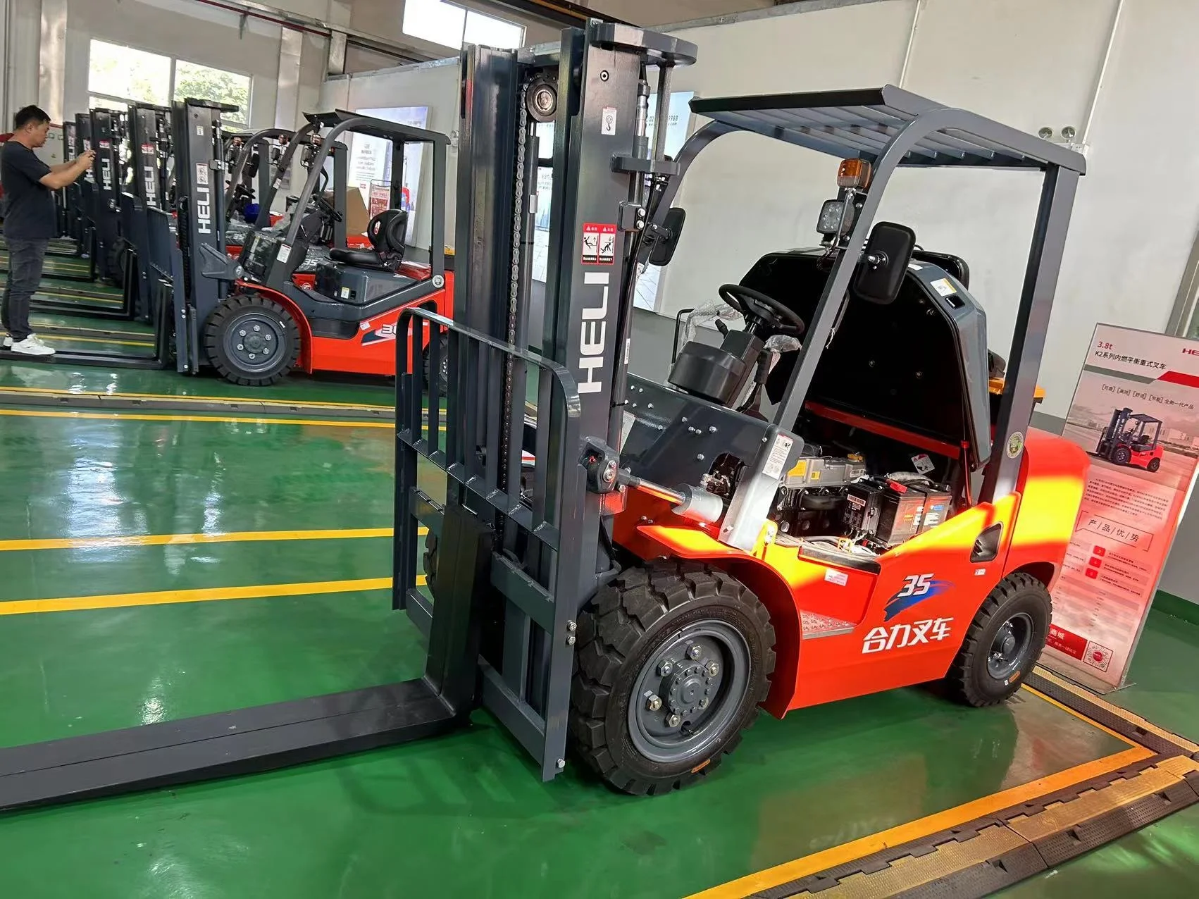 Safer Factory Self Produced CPCD35 Diesel Engine 3Ton 3.5Ton Forklift Price 2 Ton Diesel Forklift Heli For Sale