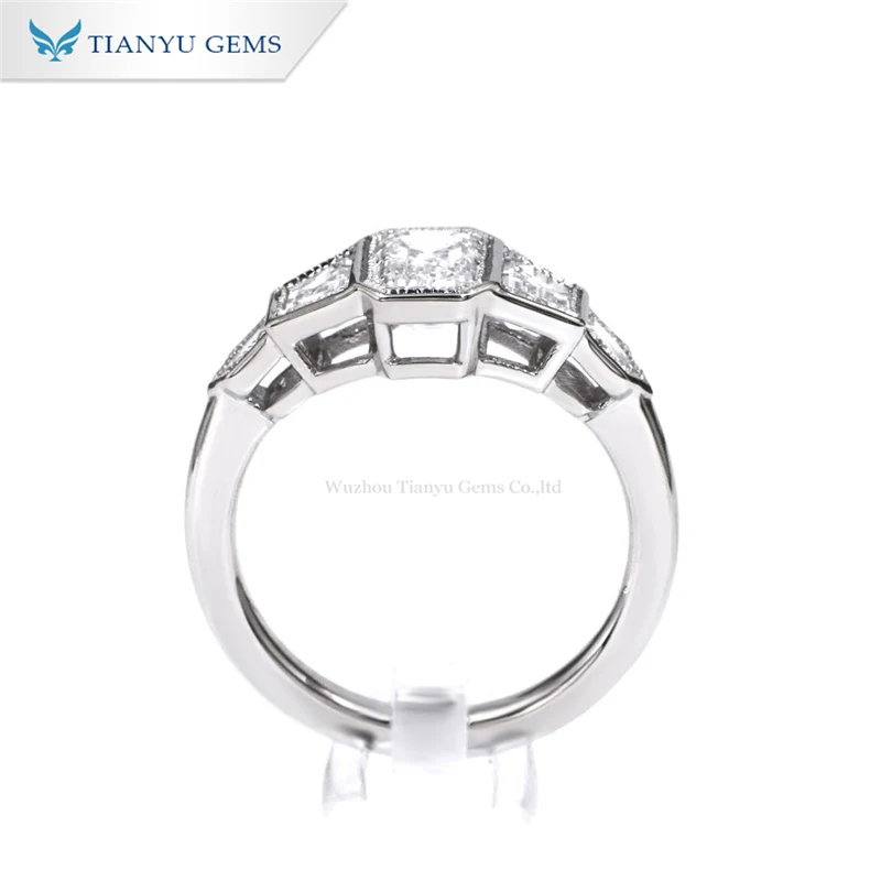 Tianyu gems customized bezel setting 10k pure white gold material emerald cut lab diamond engagement ring