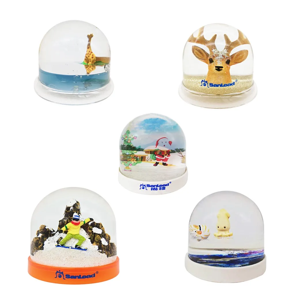 Home Decoration Plastic Water Snow Globe Souvenir Snow Ball Dome Custom Snowball With Photo Insert
