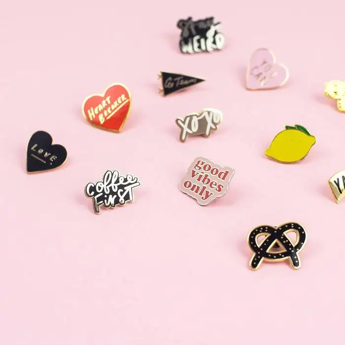 Letter Word Love Cute Soft Love Enamel Lapel Pins Maker Metal Anime Cartoon Custom Hard Letter Enamel Pin Badge Manufacturer
