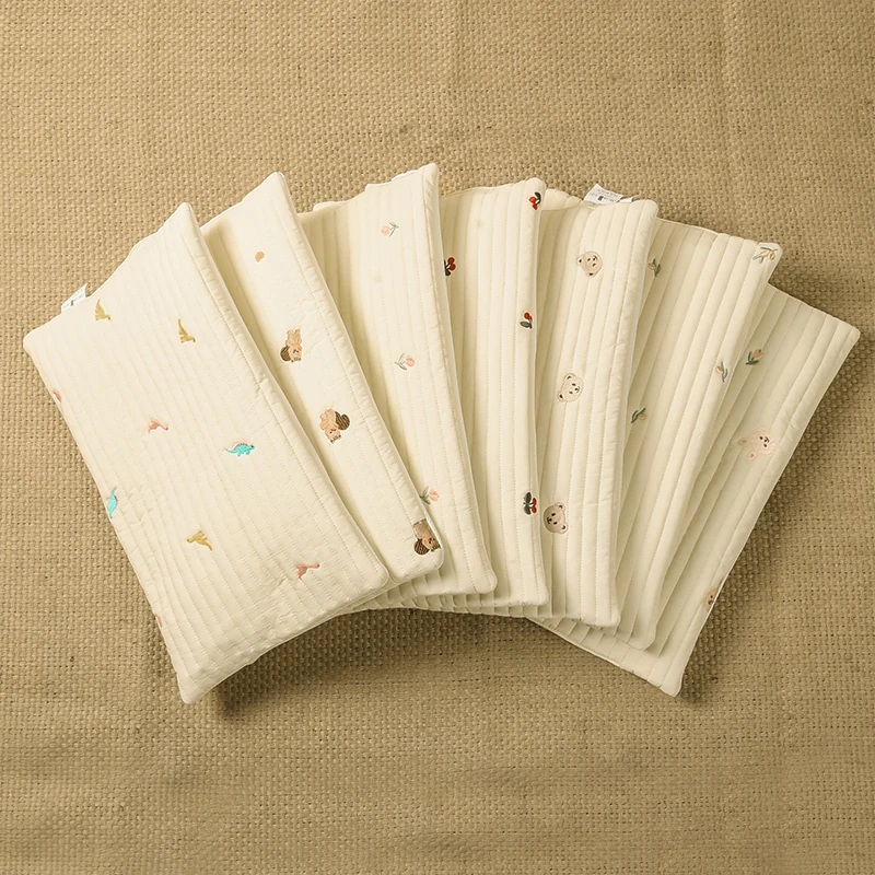 Hot Sale Eco-friendly Breathable Cotton Baby Protective Head Pillow For Flat Head