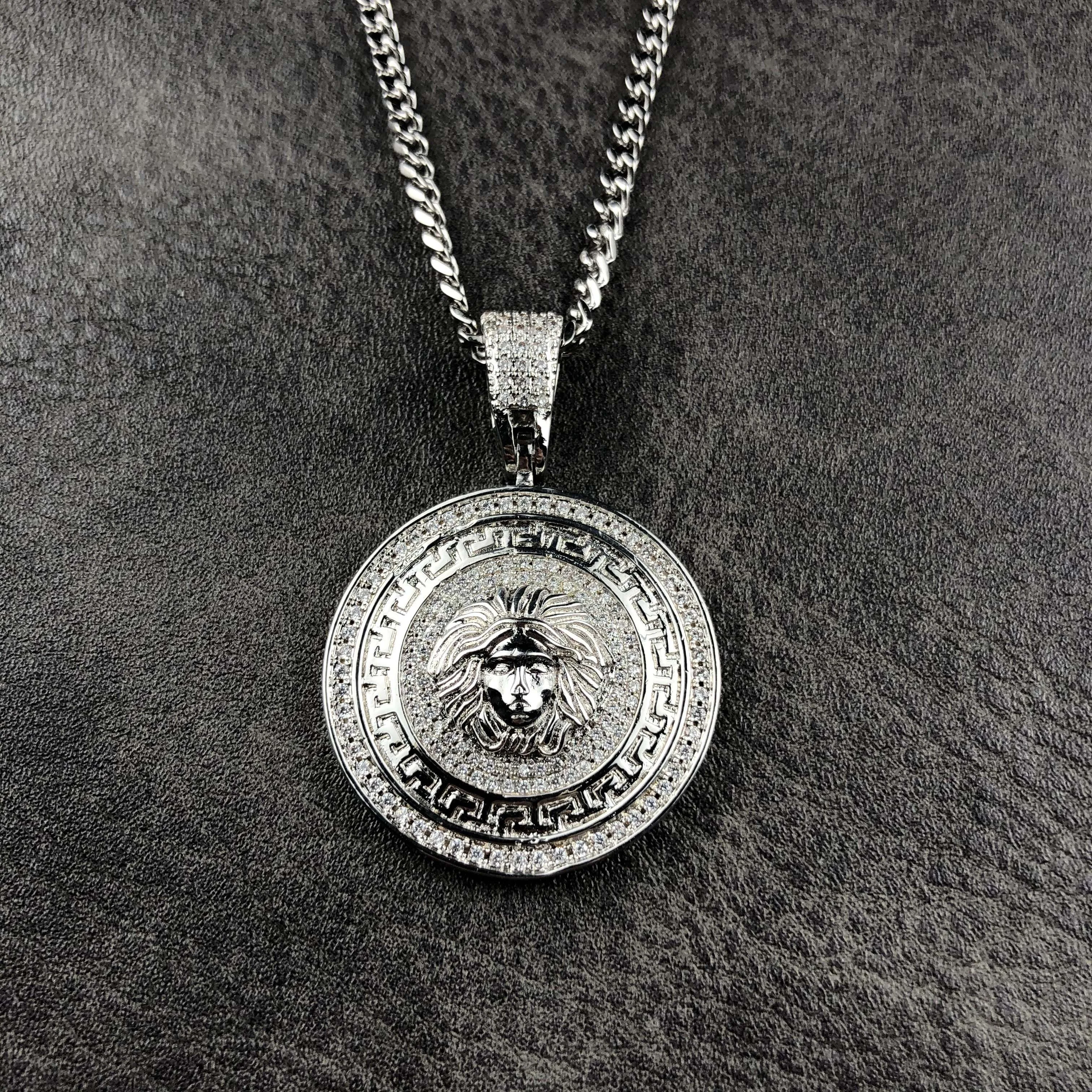 Round lions head pendant