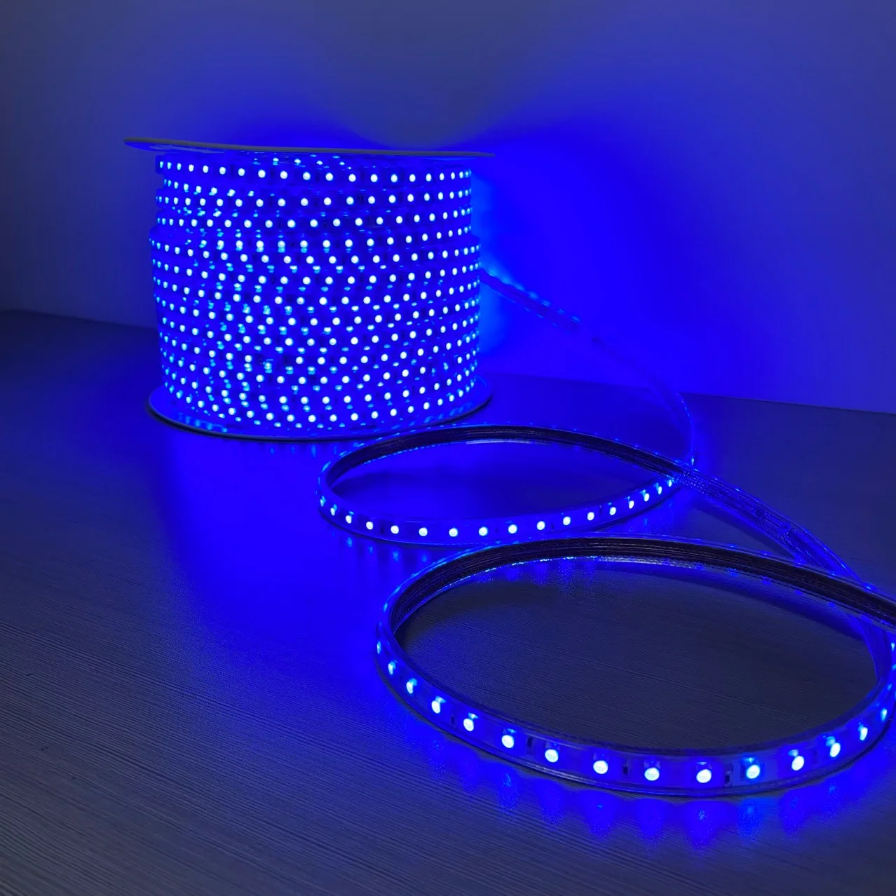 SMD3528 LED Strip Light 5M 360LEDs/M 24Vdc 1800LEDs 7-8LM/LED CRI 80+Ra in 3 Lines Rows Nonwaterproof LED Ribbon Tape Light