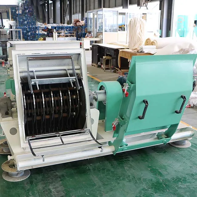 Hot Selling CE Approval Animal Chicken Feed Making Machine Corn Maize Grinding Wheat Corn Feed Hammer Mill 2-3T/H for Sale
