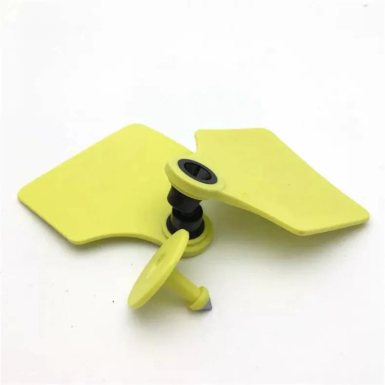 Long Range Factory Wholesale Price UHF RFID QR Code Electronic Animal Smart Ear Tags for Cow Cattle