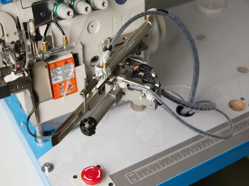 LZ-8400X 7G/10G automatic glove  overlock machine high speed overlock machine