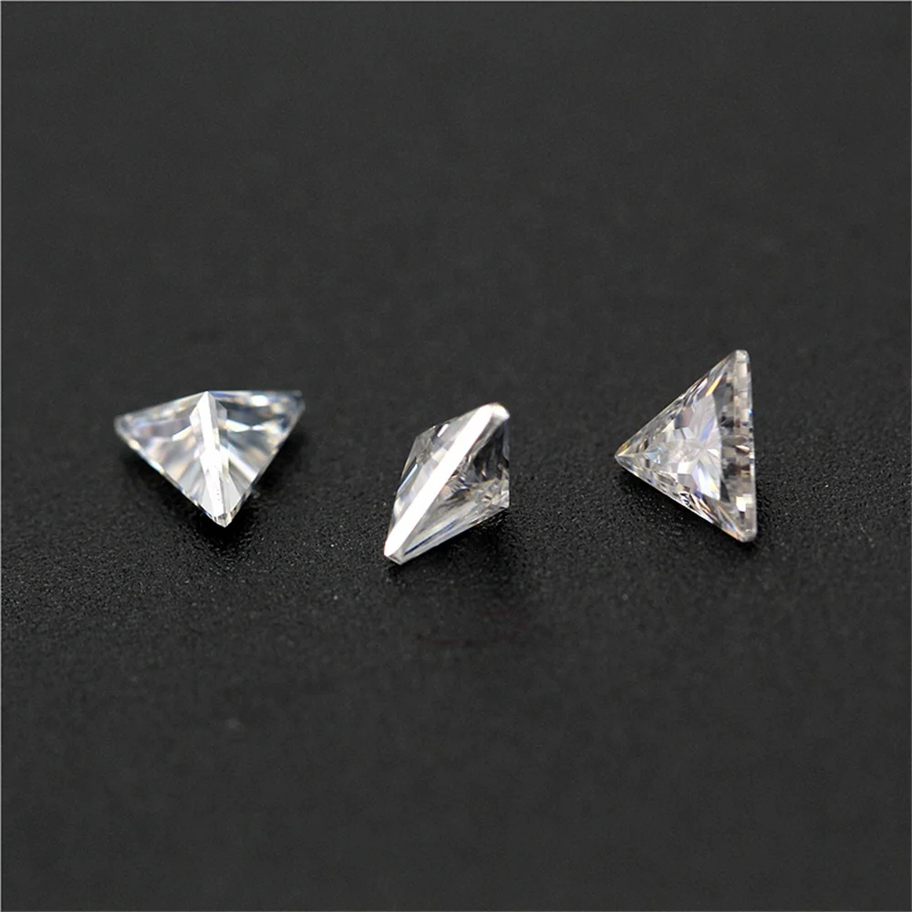 Wuzhou Moissanite Manufacturer Large Stock DEF VVS Triangle cut Rough Moissanite
