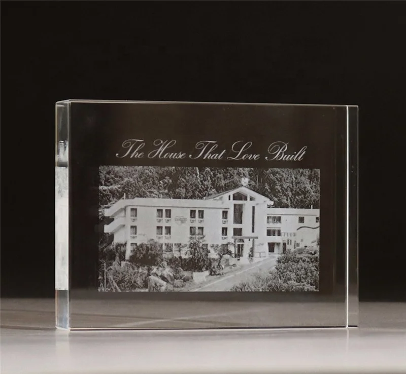 Pujiang High Quality K9 Crystal Cube building house 3D Laser Engraving Crystal Glass Block Paperweights