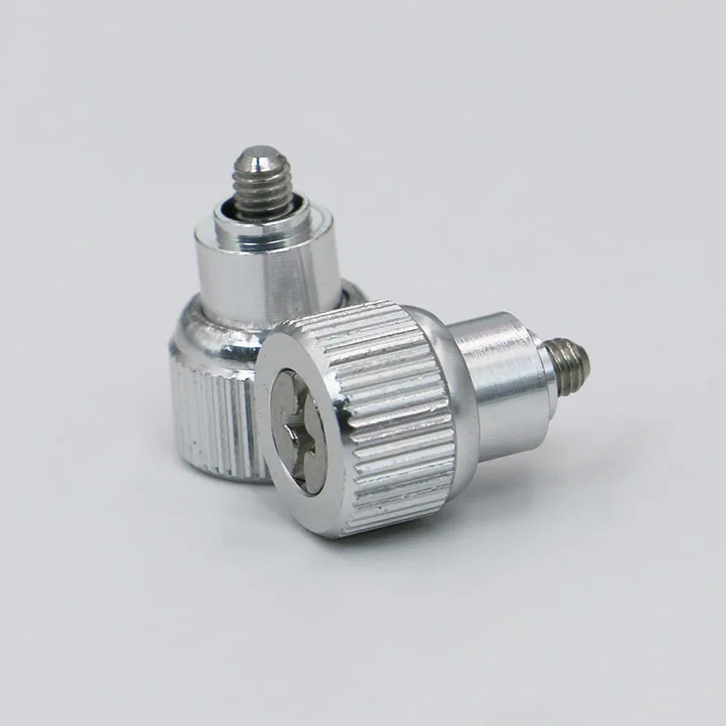 
 Алюминиевый накатанный винт для крепления панели  