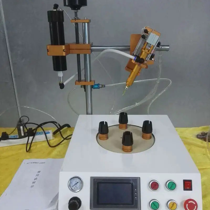 A bulb T bulb glue machine  led lamp dispensing machine  guling machine