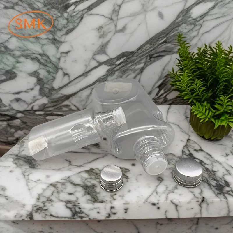 High Quality 65ml 330ml Mini Liquor Shape Flat PET Bottle 2oz 11oz Transparent Plastic Bottle With pump
