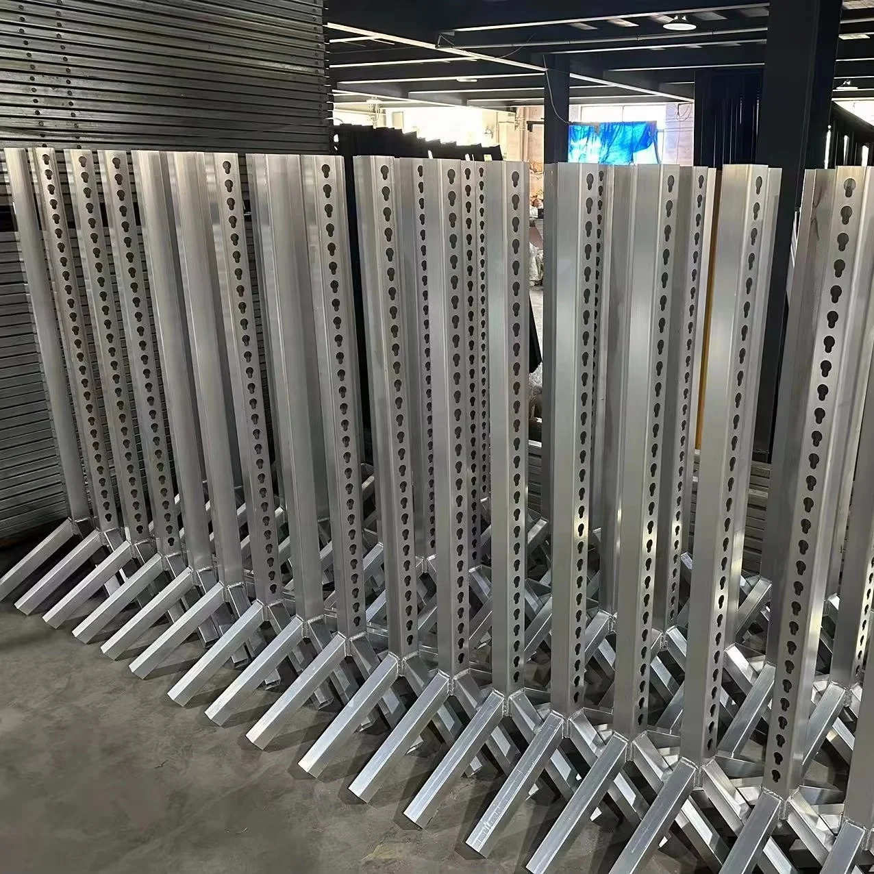 Jumps FEI Standard Supplier for Longine Horse training aluminum jumping stands Portable stands standing