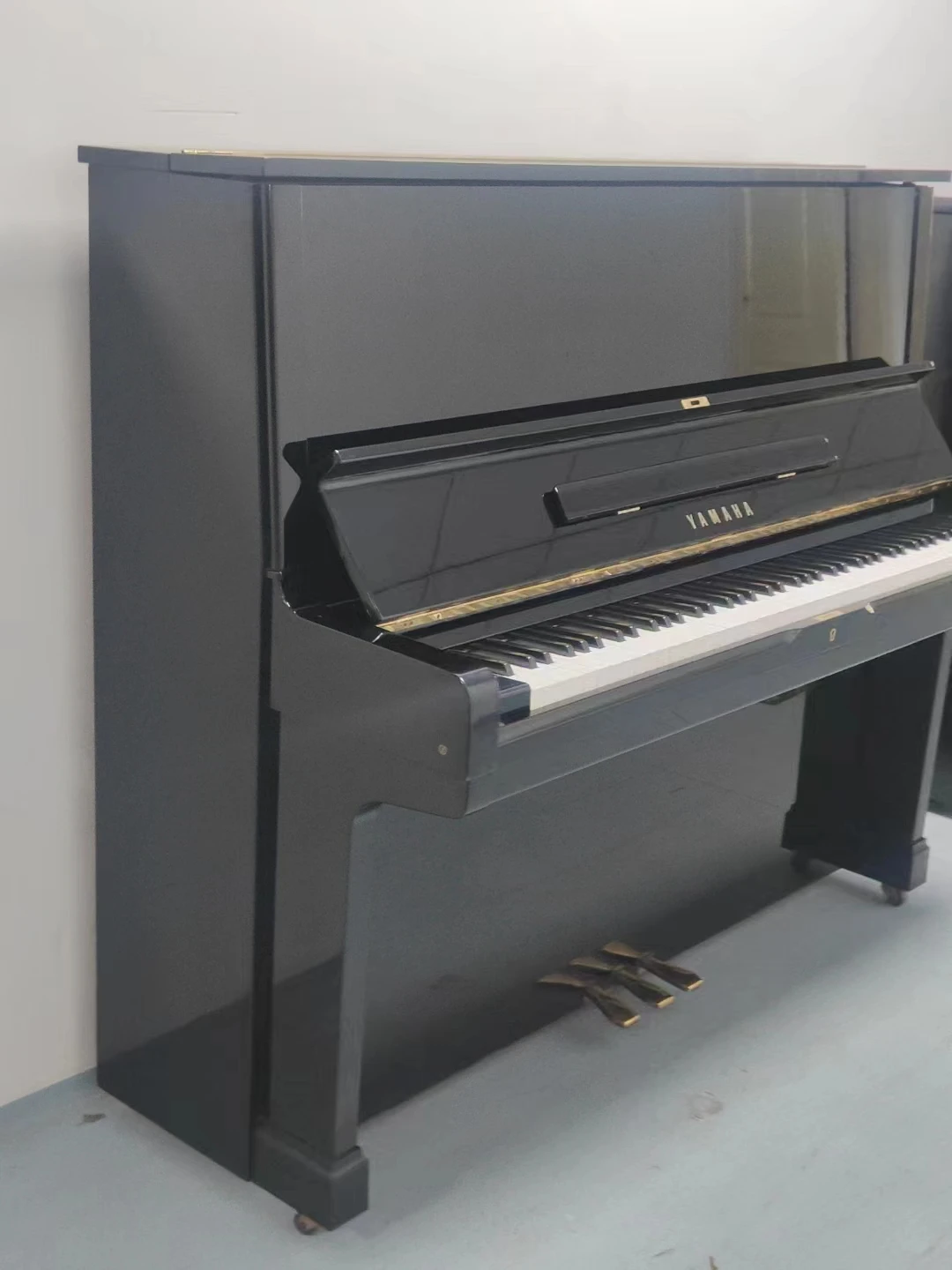 Original Japan imported second hand YAMA-- piano,japanese used piano U1 U2 U3