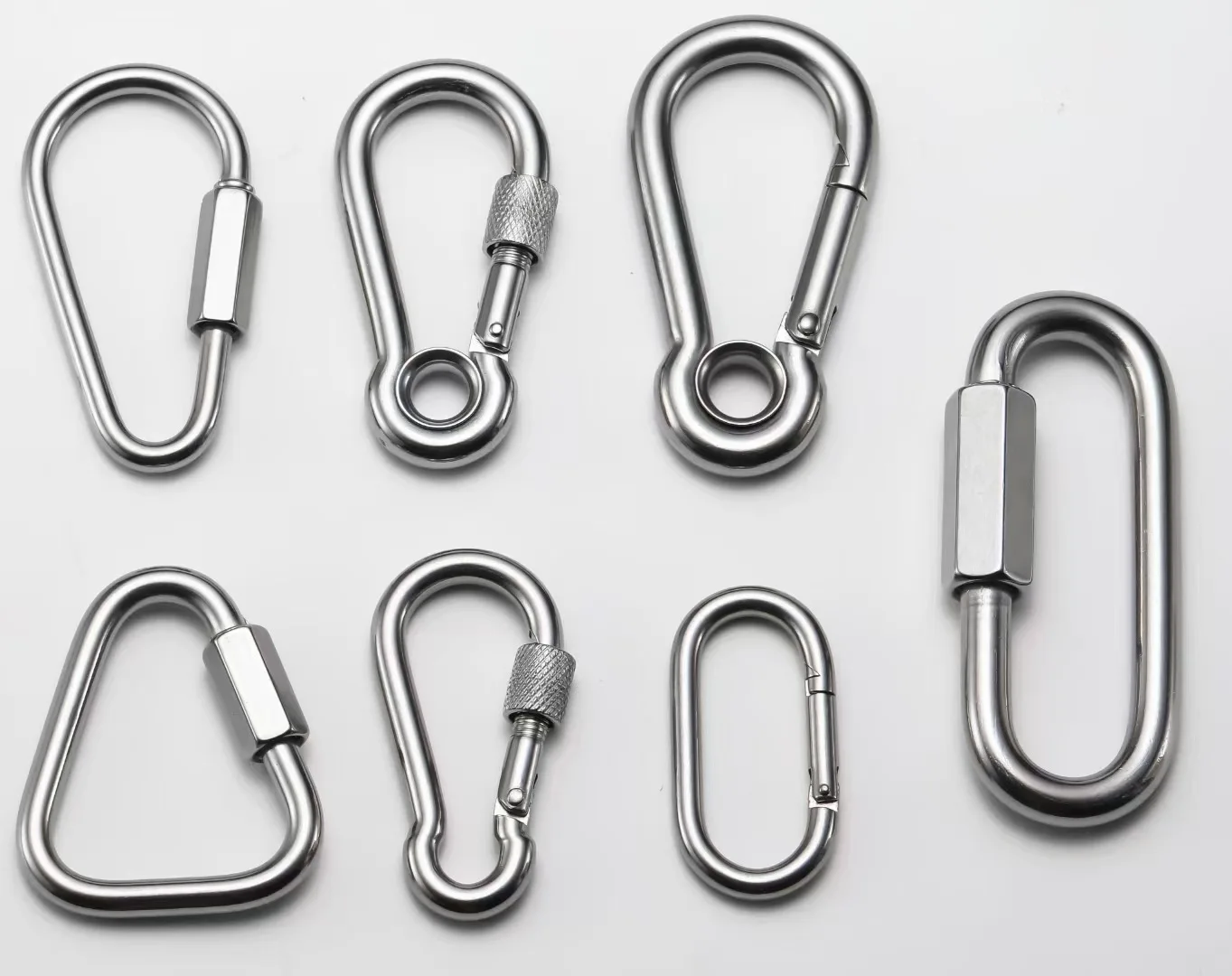 Stainless Steel Heavy Duty Carabiner Clips with Round Hole Snap Hook Quick Links Chain Accessories Tool