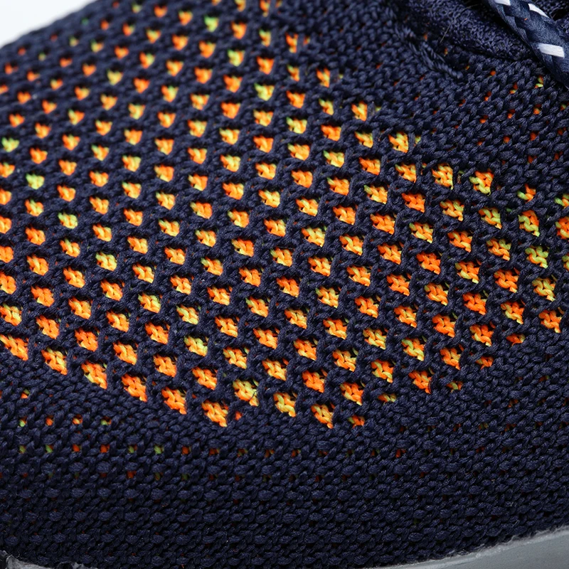 Breathable steel head anti-hit and anti-puncture stock safety shoes, industrial can be customized non-slip rubber sole work shoe