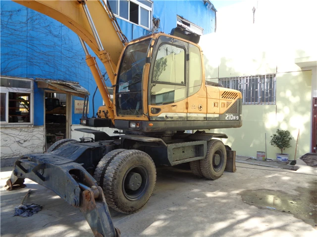 Hyundai гусеница землеройной машины б/у hyundai колесный экскаватор r210w-9 r210 r215 r225 оригинальный экскаватора