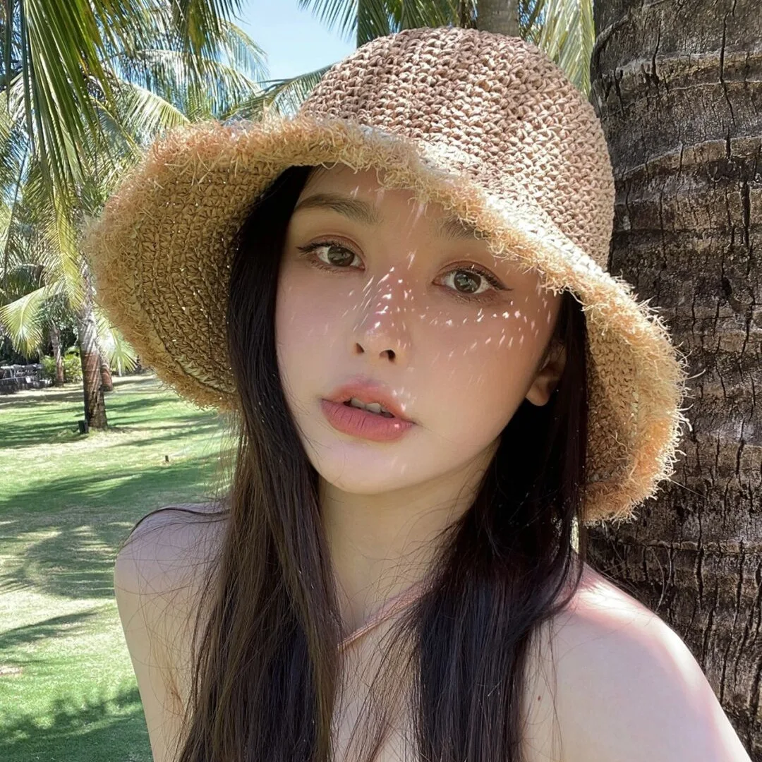 Wholesale Hot Selling Crochet Summer Beach Sun Straw Hats For Women With Rough Selvedge Paper rope handmade crochet cap