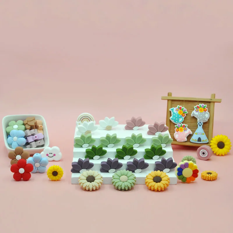 Chang Long Food grade pendant DIY pacifier chain accessories baby teething toys small fresh flower glue pendant focus beads