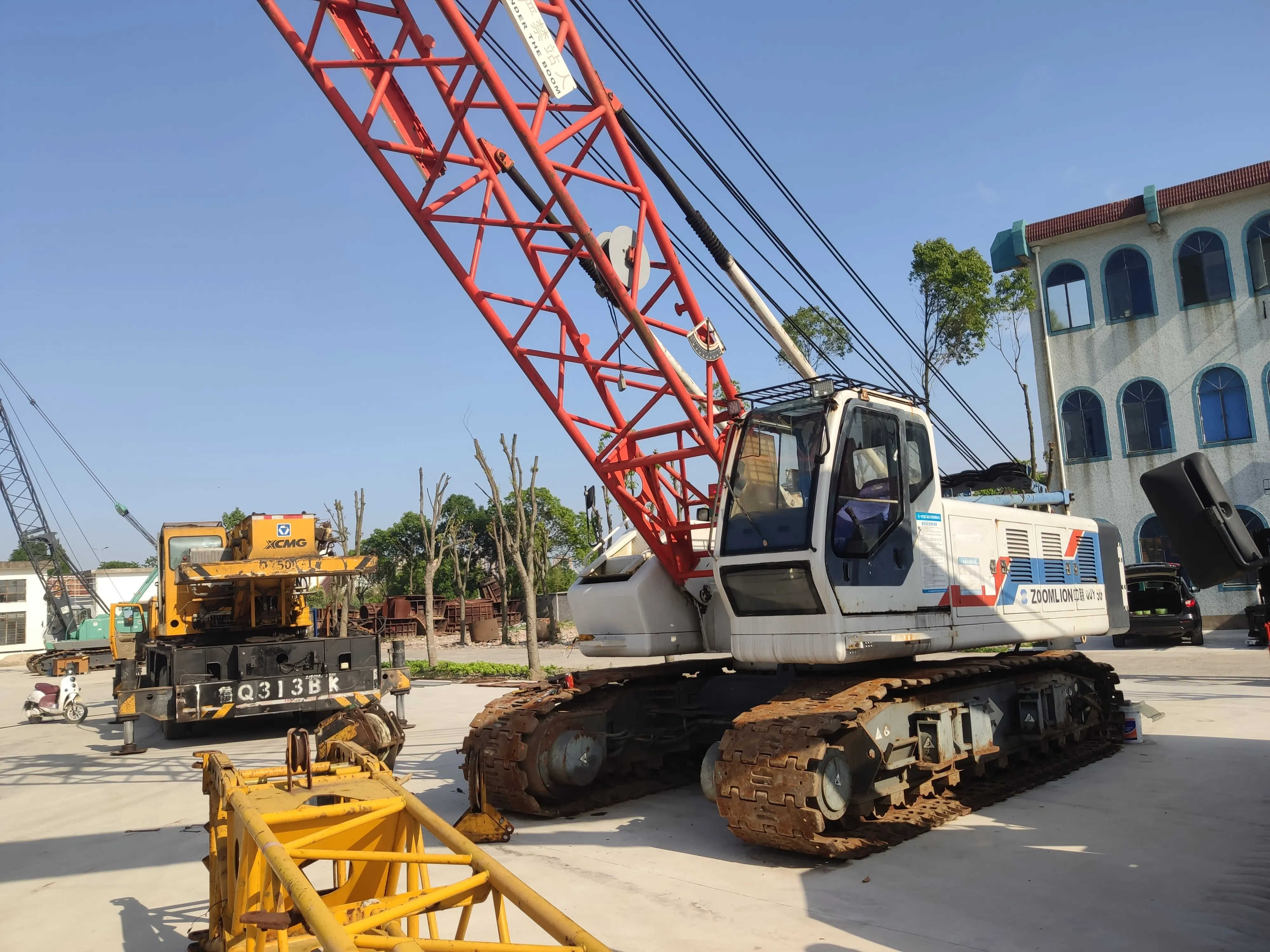 Used ZOOMLION QUY50 50 Ton Crawler Crane