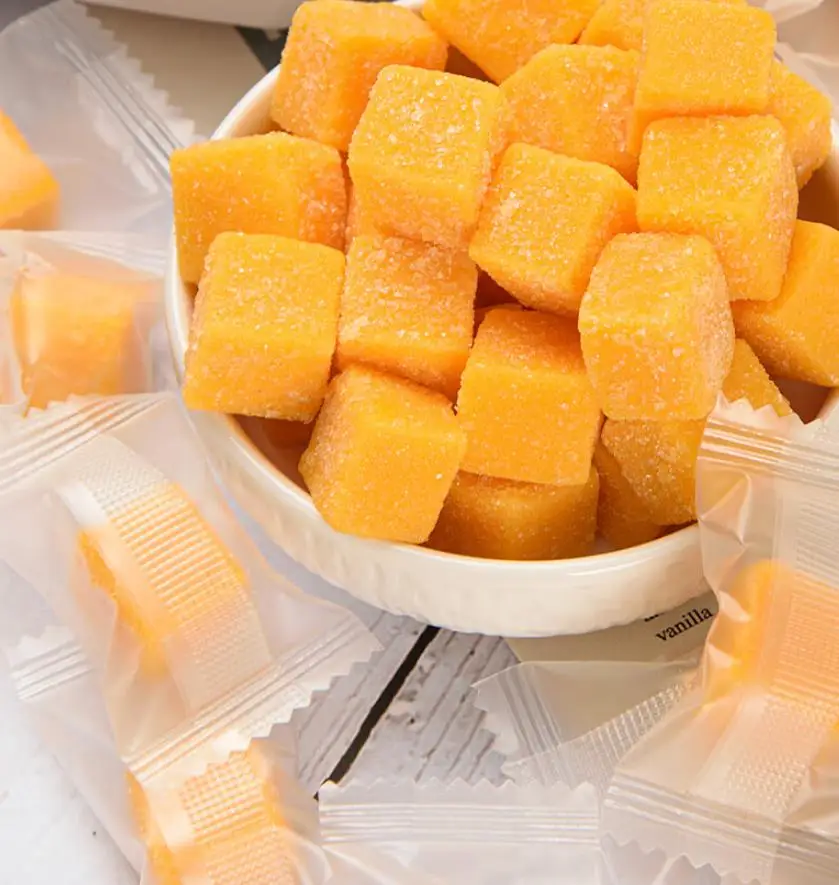 Китайский популярный желе конфеты MangoJuice мягкие в форме кубика оптом