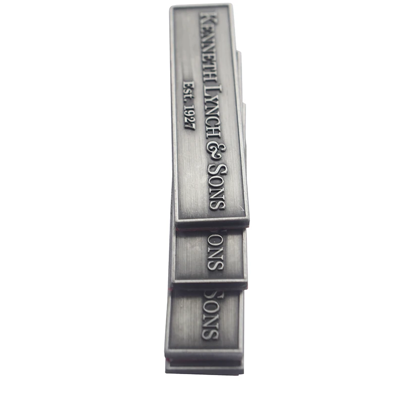 High Quality Zinc alloy custom sew metal logo label tag plate With glue on the back