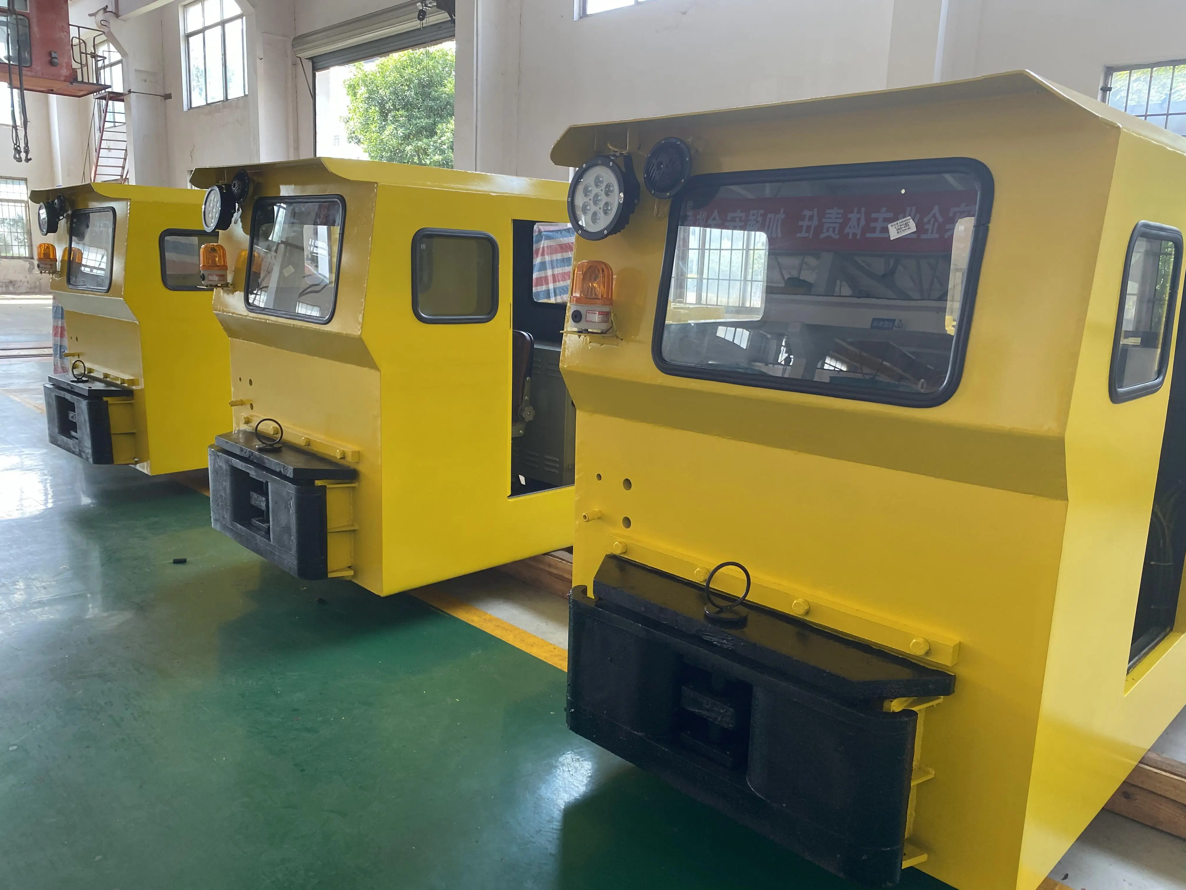 12T Underground Electric Lithium Battery Locomotive, Mining and Tunnel Accumulator Tractor