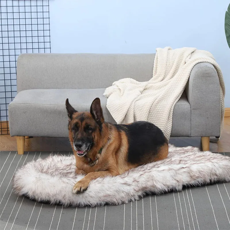 Luxury Soft Plush Faux Fur Pet Dog Blanket mat with removable cover pet plush Pet Beds Waterproof Non-skid Bottom